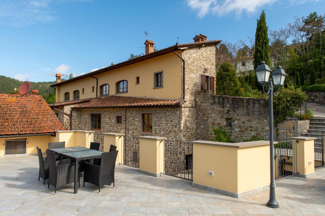 Borgo I Tre Baroni - Spa Suites & Resort Poppi Dış mekan fotoğraf