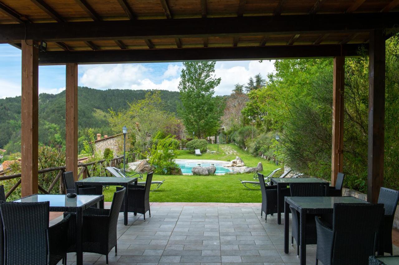 Borgo I Tre Baroni - Spa Suites & Resort Poppi Dış mekan fotoğraf