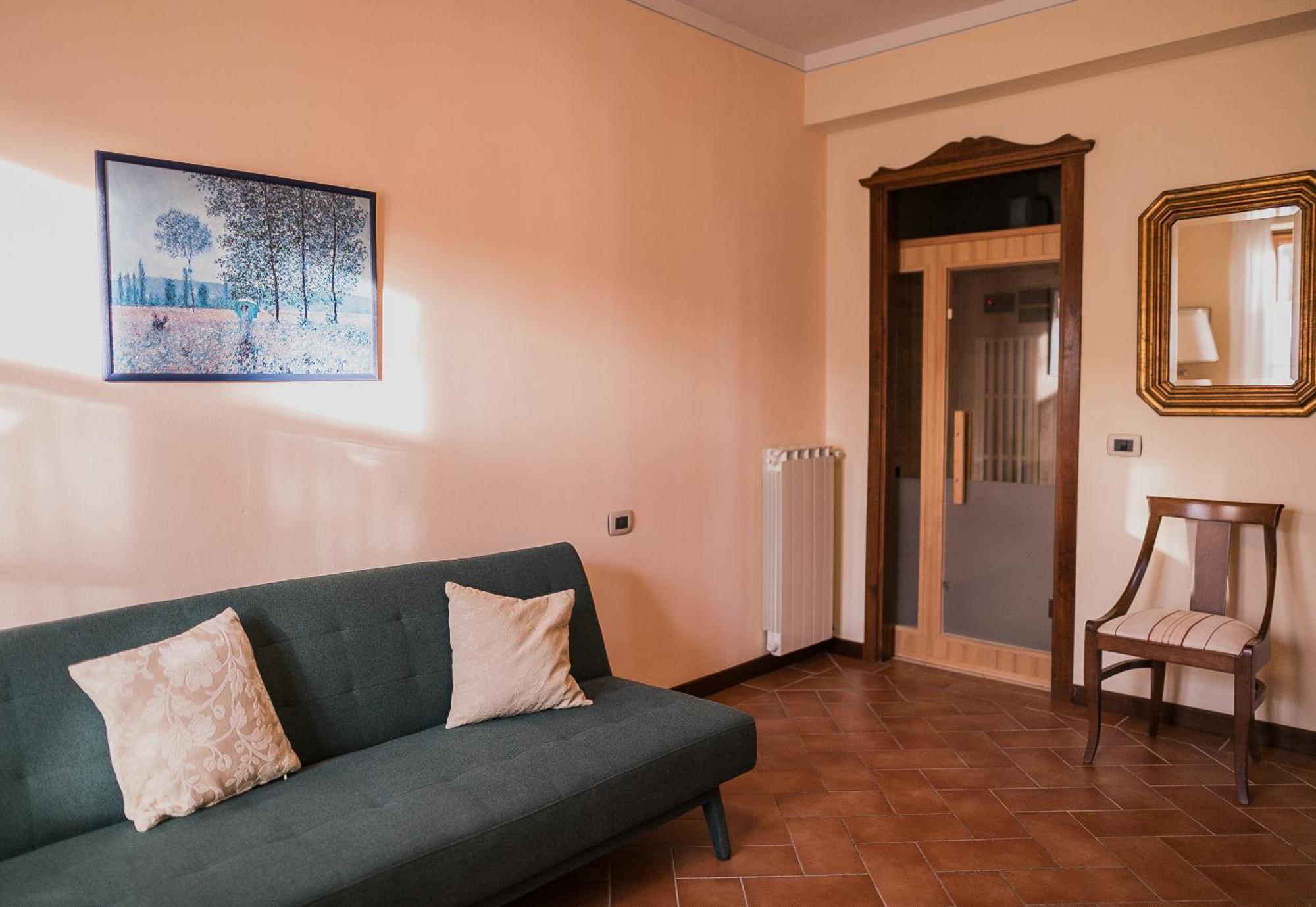 Borgo I Tre Baroni - Spa Suites & Resort Poppi Dış mekan fotoğraf