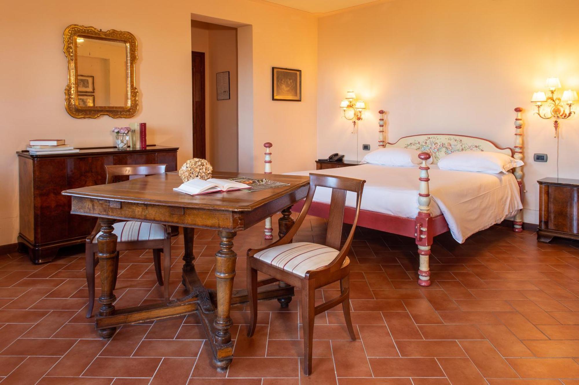 Borgo I Tre Baroni - Spa Suites & Resort Poppi Dış mekan fotoğraf